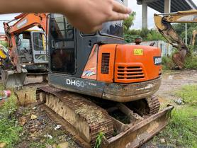 Buy Doosan DH55-7 Used Excavator / 2 Buy Doosan DH55-7 Used Excavator / 2