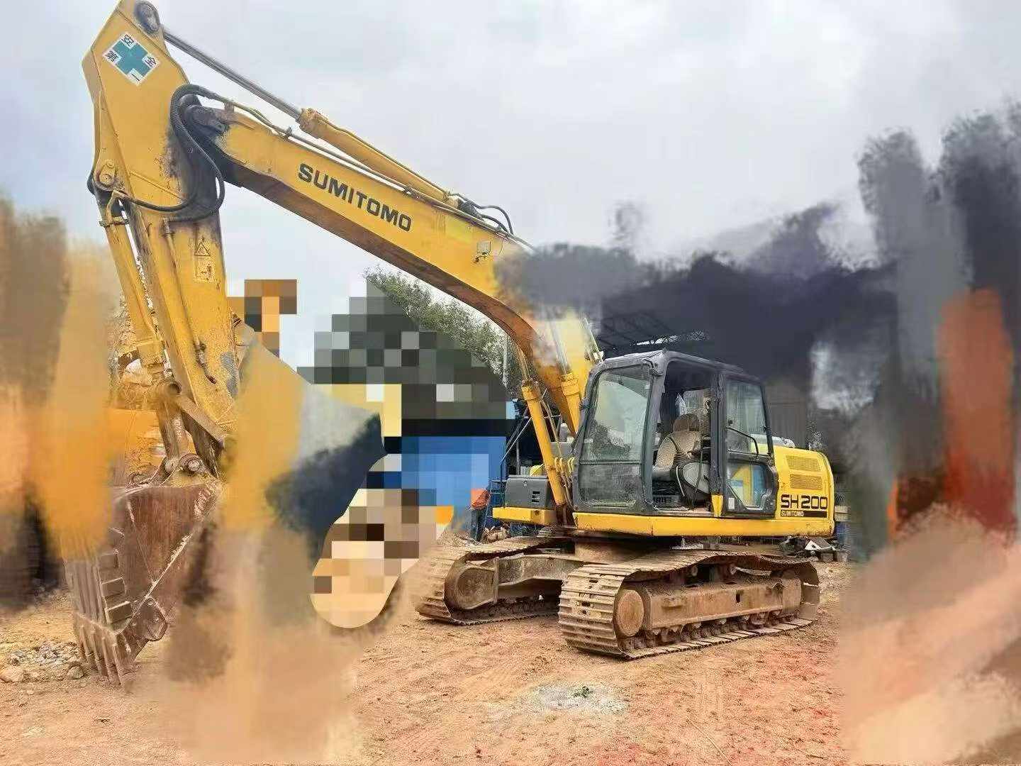 Buy Sumitomo SH200-5 Used Excavator / 3