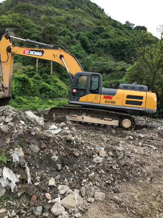 Buy XCMG XE370 Used Excavator / 1