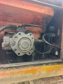 Buy Doosan DH215-9 Used Excavator / 4 Buy Doosan DH215-9 Used Excavator / 4