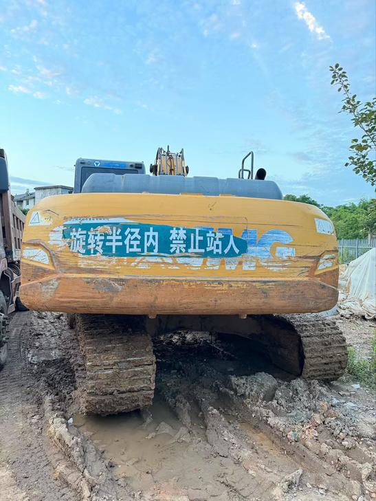 Buy XCMG XE200 Used Excavator / 1