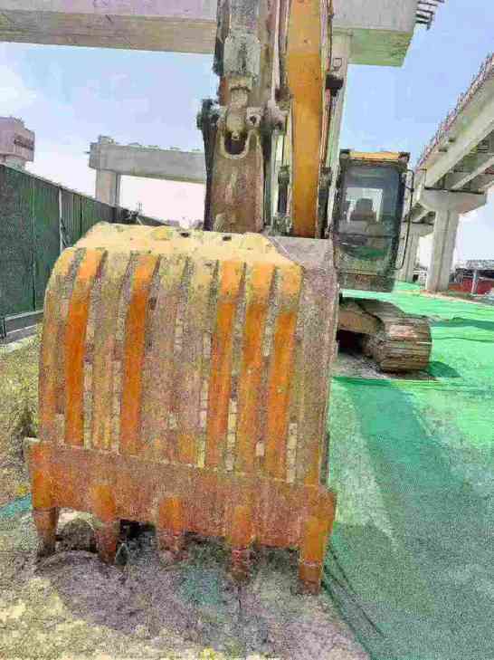 Buy Sany SY215C Used Excavator / 1