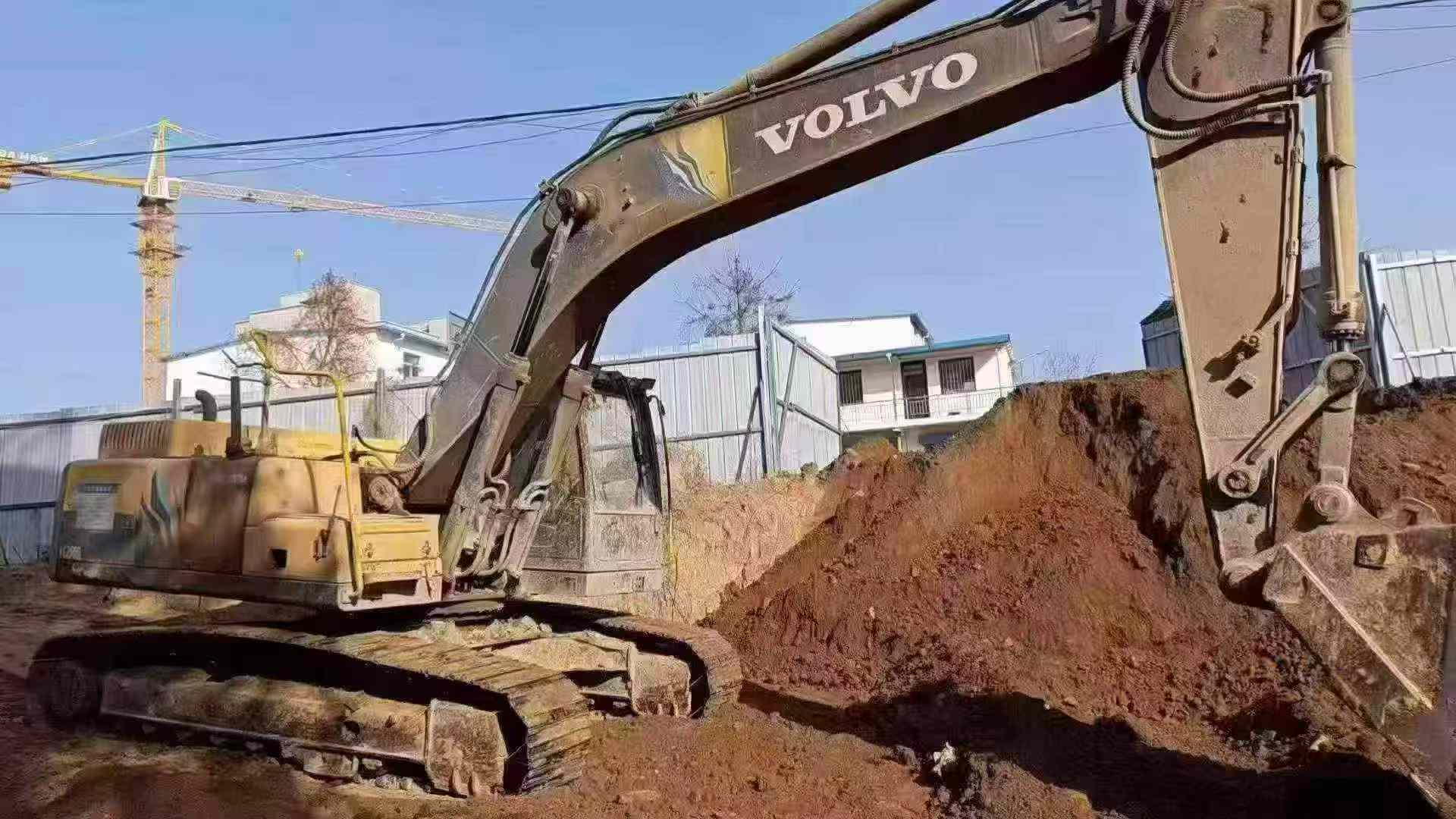 Buy Volvo L250G Used Excavator / 5 Buy Volvo L250G Used Excavator / 5