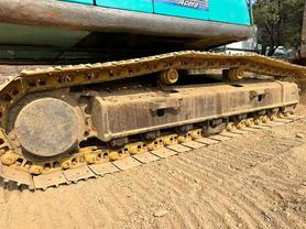 Buy Kobelco SK200-2 Used Excavator / 9 Buy Kobelco SK200-2 Used Excavator / 9