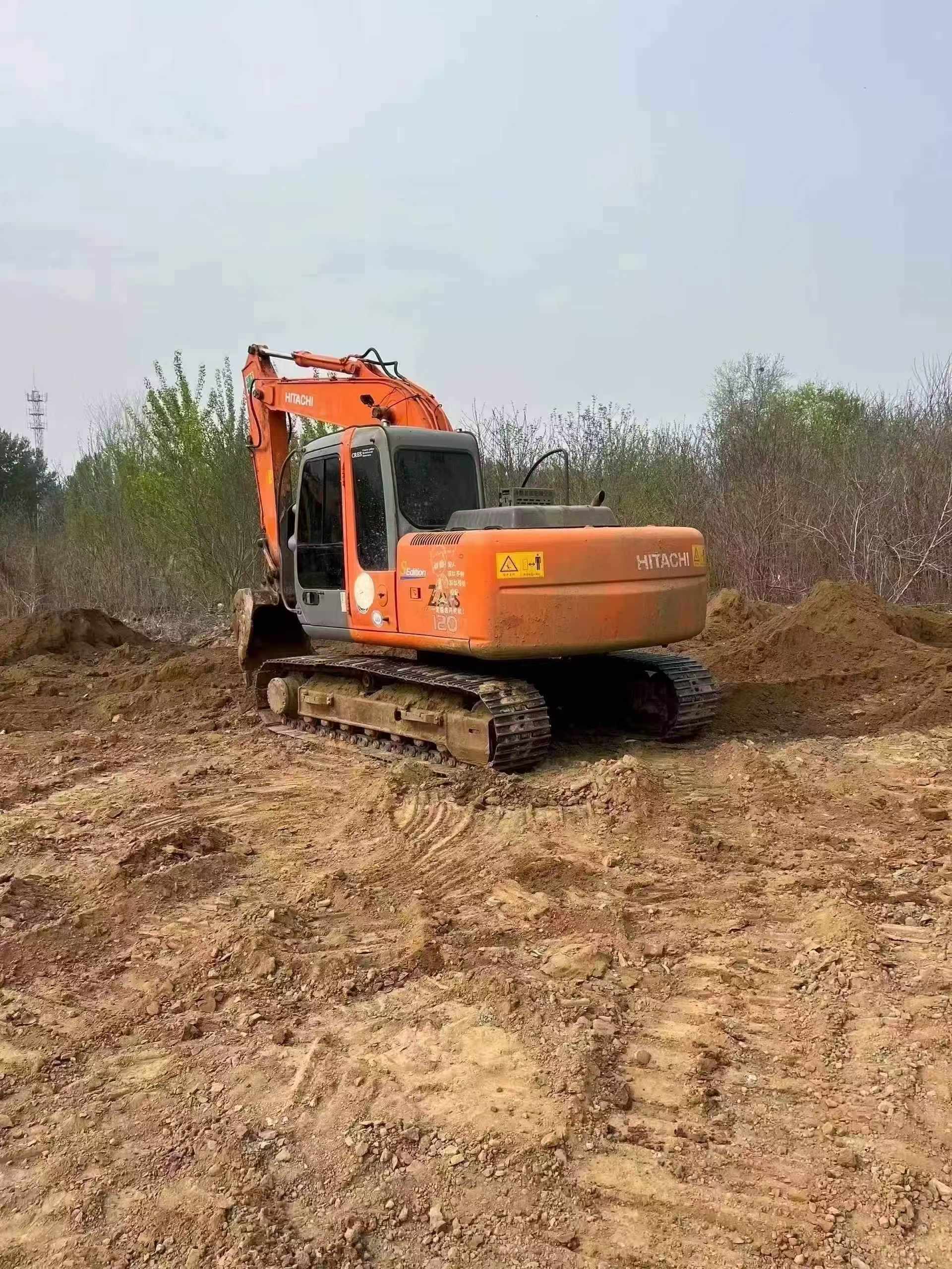 Buy Hitachi EX120-6 Used Excavator / 3 Buy Hitachi EX120-6 Used Excavator / 3