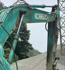 Buy Kobelco SK210-6 Used Excavator / 2 Buy Kobelco SK210-6 Used Excavator / 2