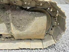 Buy Kobelco SK210-6 Used Excavator / 3 Buy Kobelco SK210-6 Used Excavator / 3