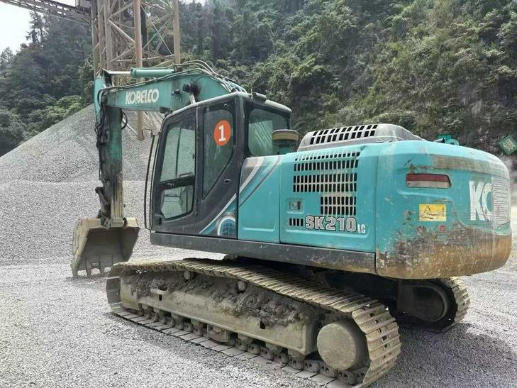 Buy Kobelco SK210-6 Used Excavator / 1