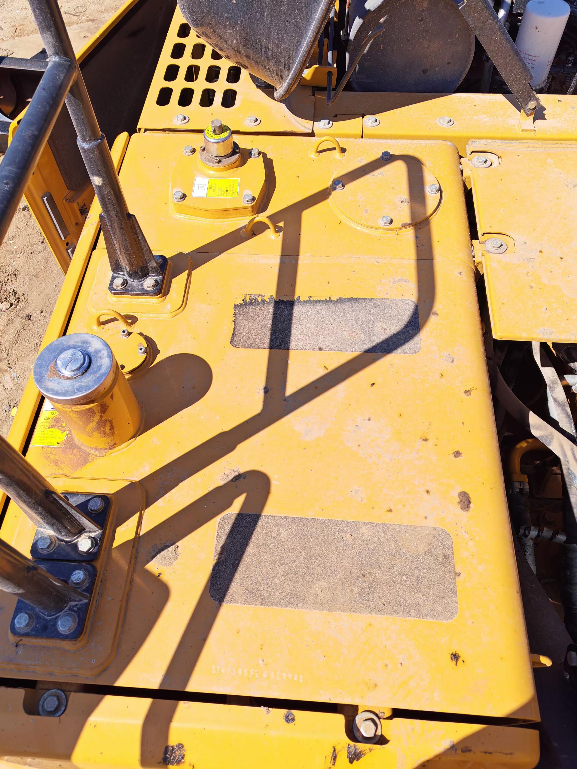 Buy Sany SY245H Used Excavator / 9 Buy Sany SY245H Used Excavator / 9