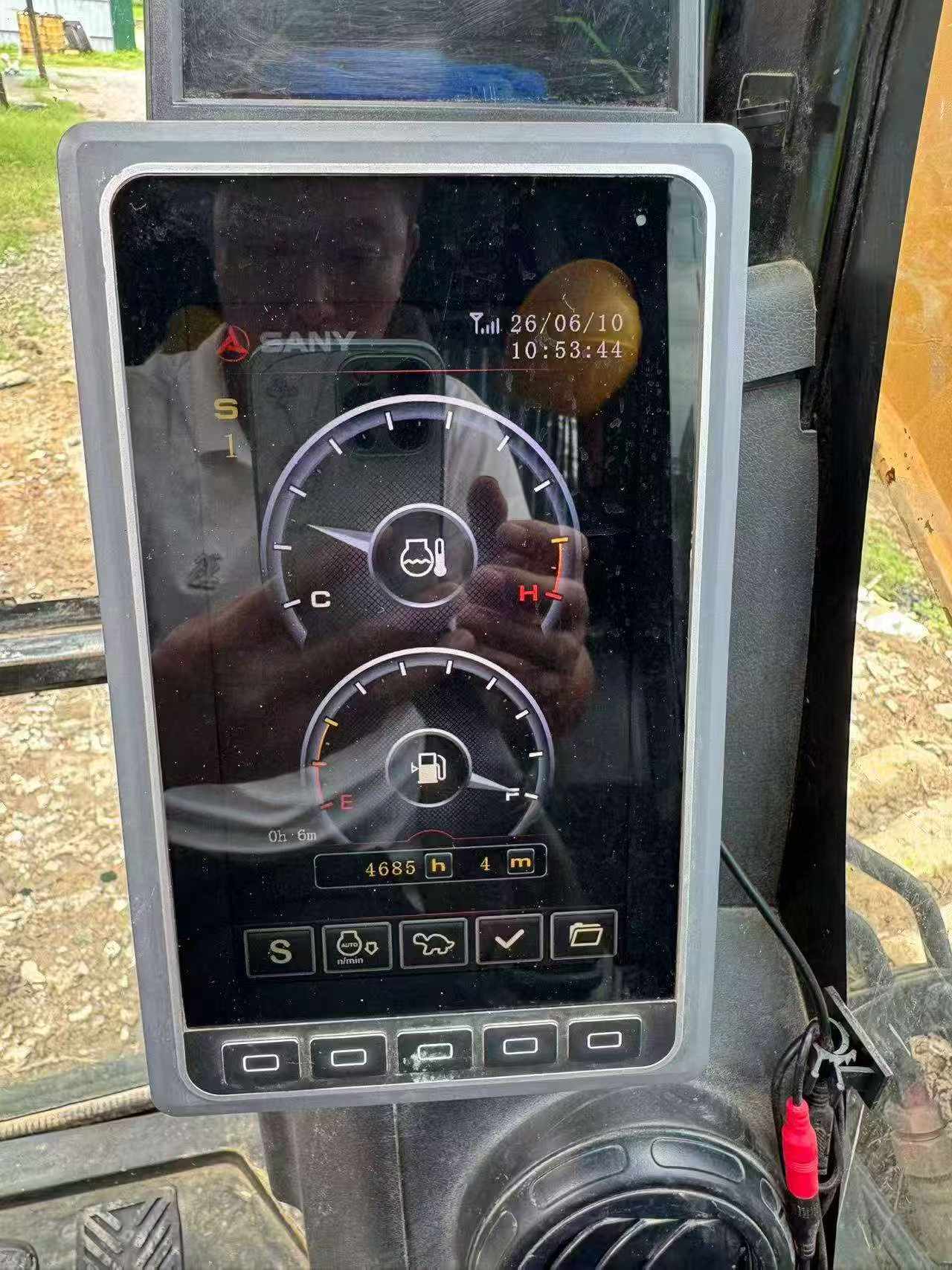 Buy Sany SY135 Used Excavator / 6