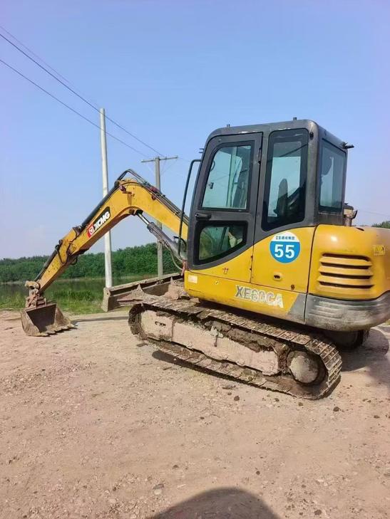 Buy XCMG XE60 Used Excavator / 1