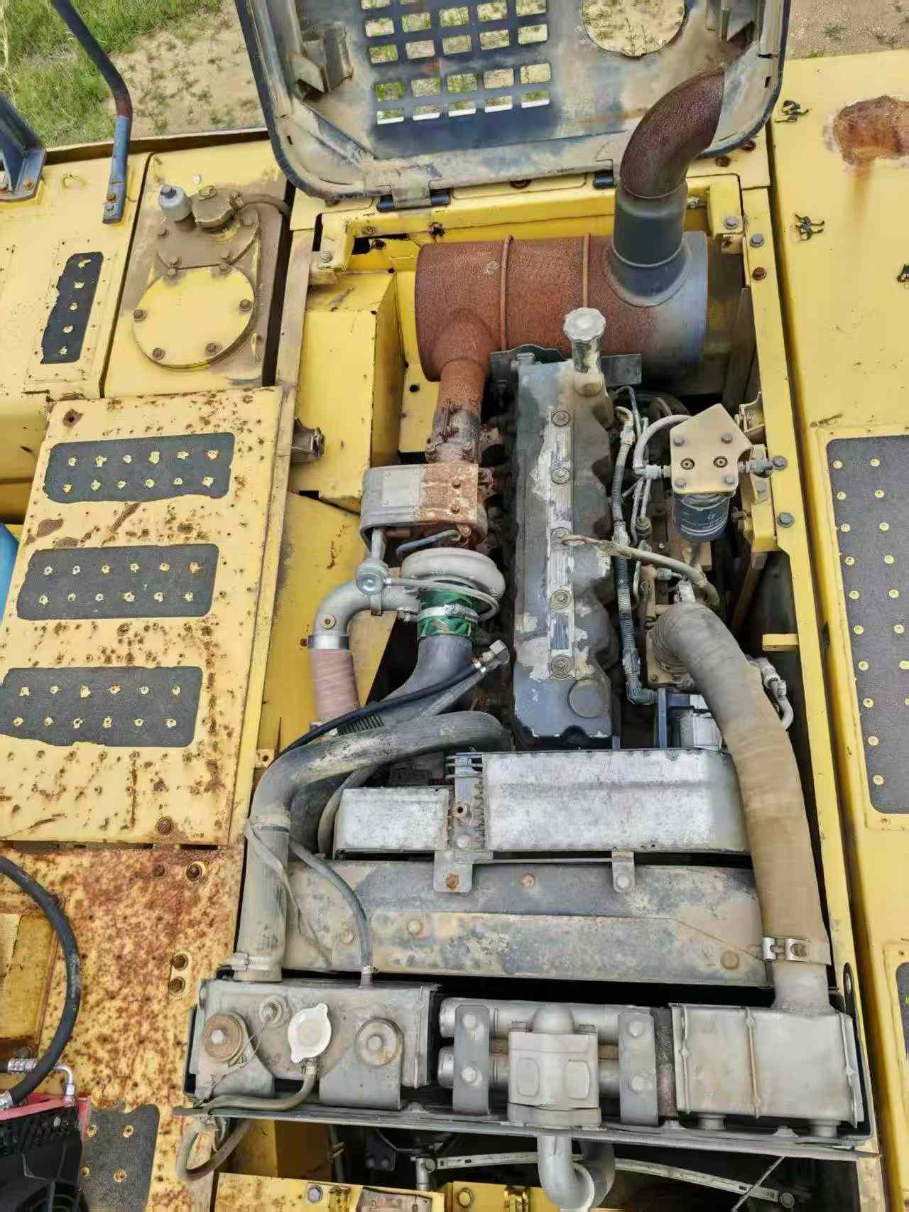 Buy Komatsu PC220 Used Excavator / 5
