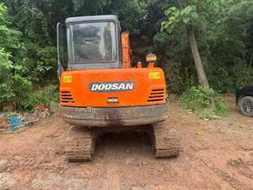 Buy Doosan DH55 Used Excavator / 2 Buy Doosan DH55 Used Excavator / 2