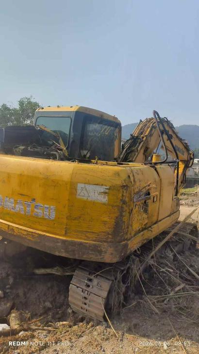 Buy Komatsu PC130 Used Excavator / 1