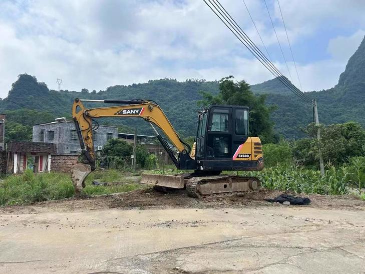 Buy Sany SY55 Used Excavator / 1