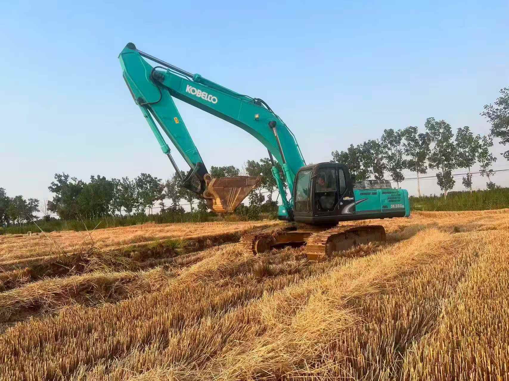 Buy Kobelco SK350-8 Used Excavator / 2 Buy Kobelco SK350-8 Used Excavator / 2