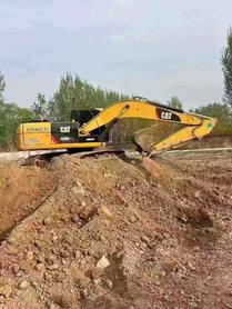 Buy Caterpillar 320D Used Excavator / 2 Buy Caterpillar 320D Used Excavator / 2