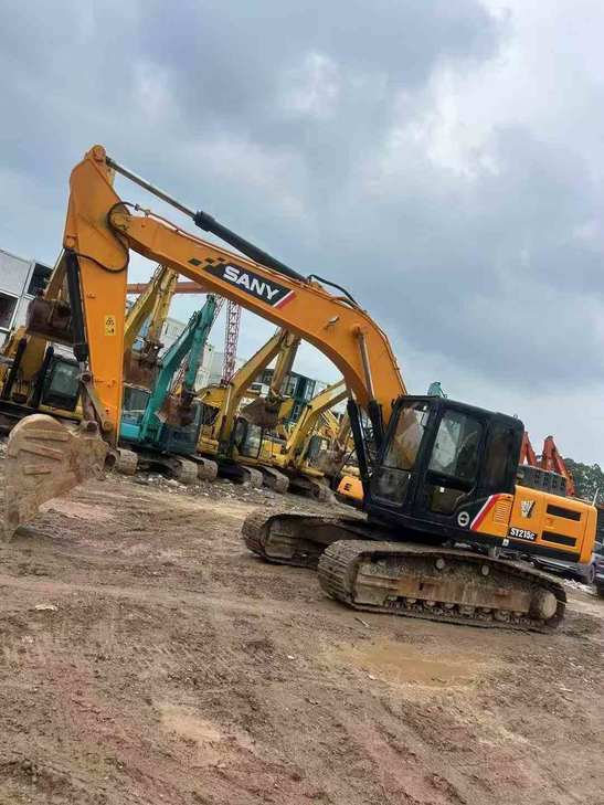 Buy Sany SY215C Used Excavator / 1