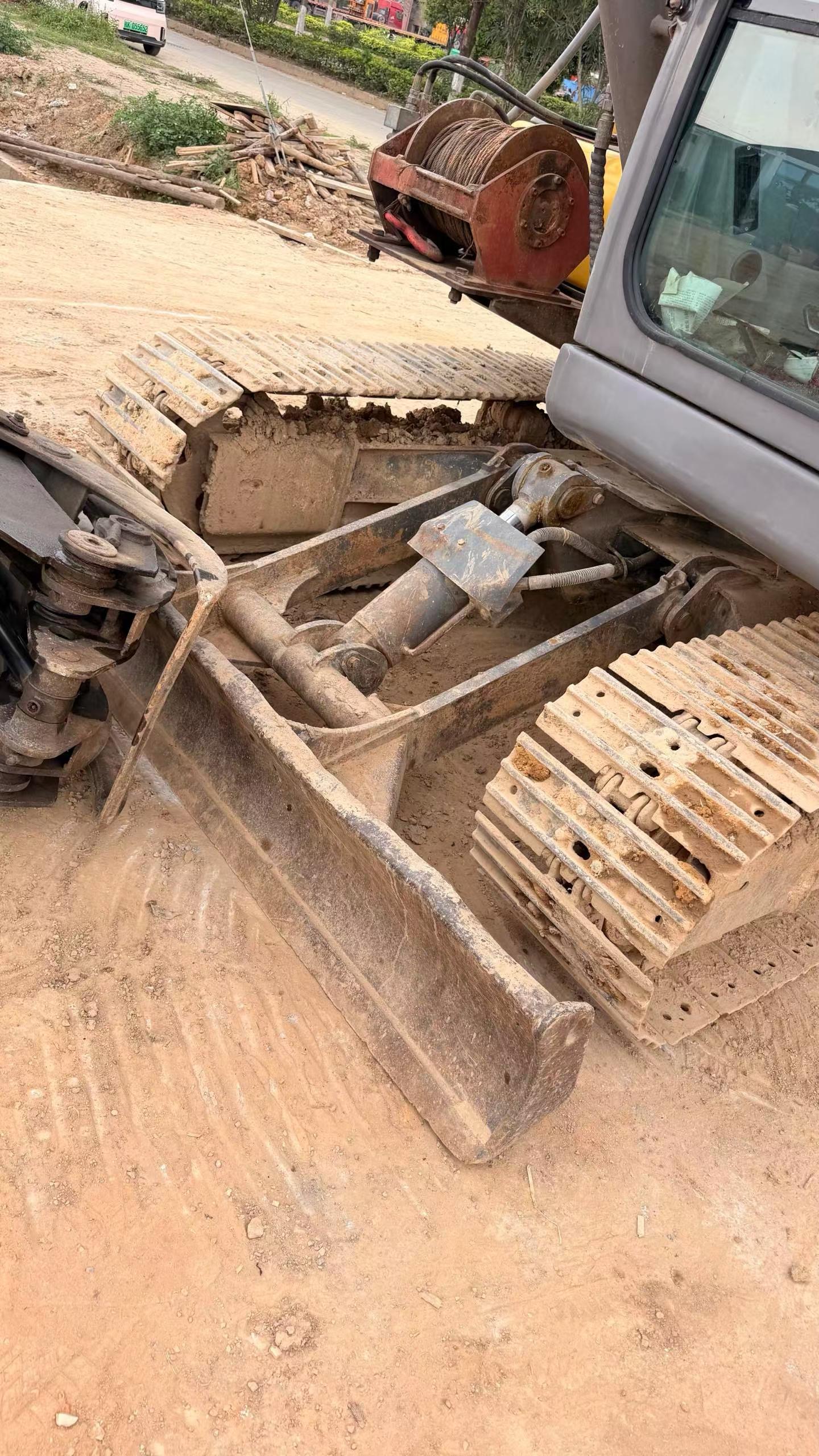 Buy XCMG XE80 Used Excavator / 7