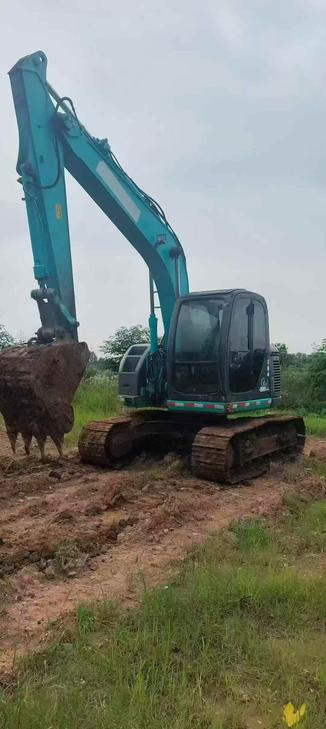 Buy Kobelco SK115SR Used Excavator / 1