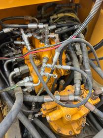 Buy Sany SY135 Used Excavator / 6 Buy Sany SY135 Used Excavator / 6