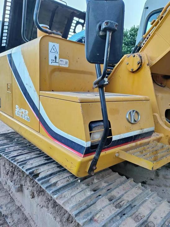 Buy Komatsu PC200-6 Used Excavator / 1