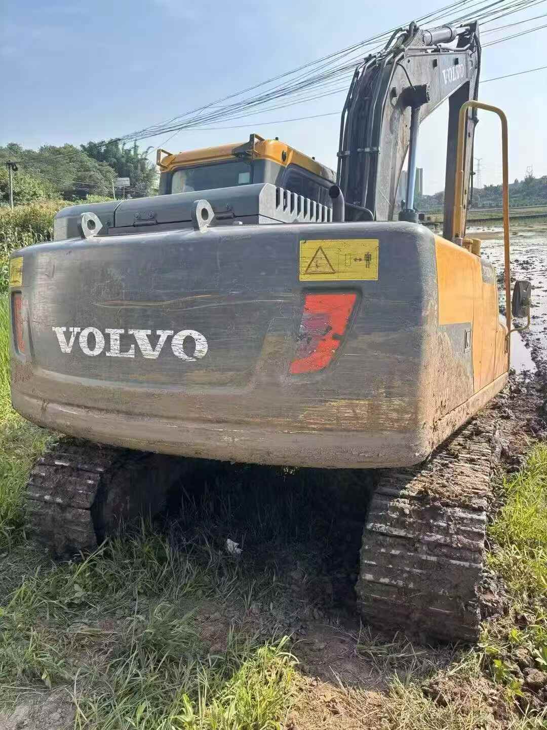 Buy Volvo L120E Used Excavator / 2
