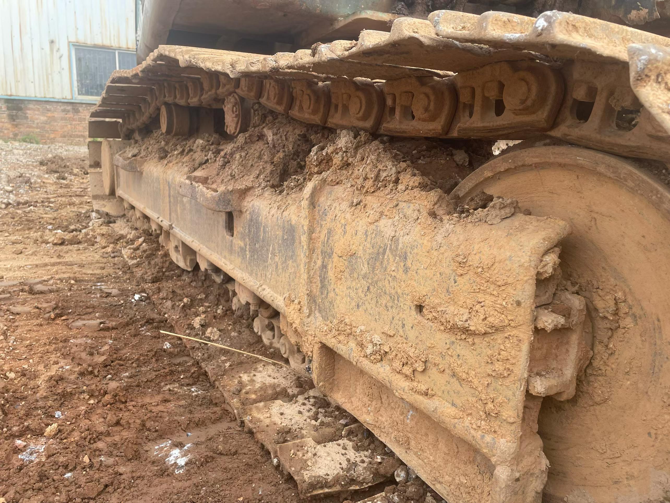 Buy Kobelco SK200 Used Excavator / 4 Buy Kobelco SK200 Used Excavator / 4