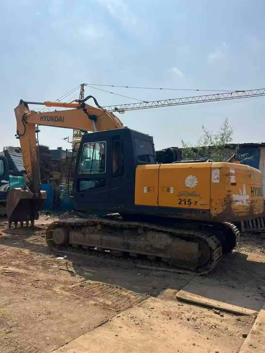 Buy Hyundai R215-7 Used Excavator / 1