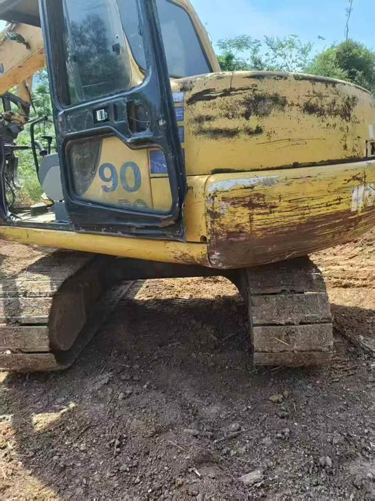 Buy Komatsu PC60 Used Excavator / 1