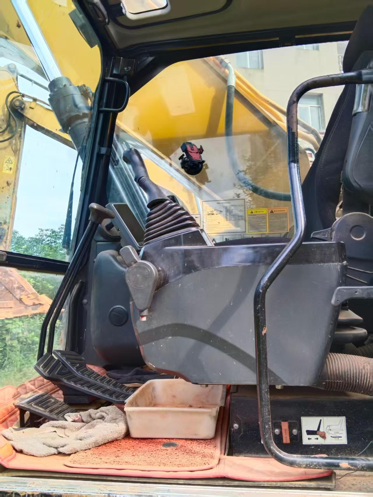 Buy Sany SY200C Used Excavator / 7 Buy Sany SY200C Used Excavator / 7
