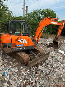 Buy Doosan DH60 Used Excavator / 3 Buy Doosan DH60 Used Excavator / 3