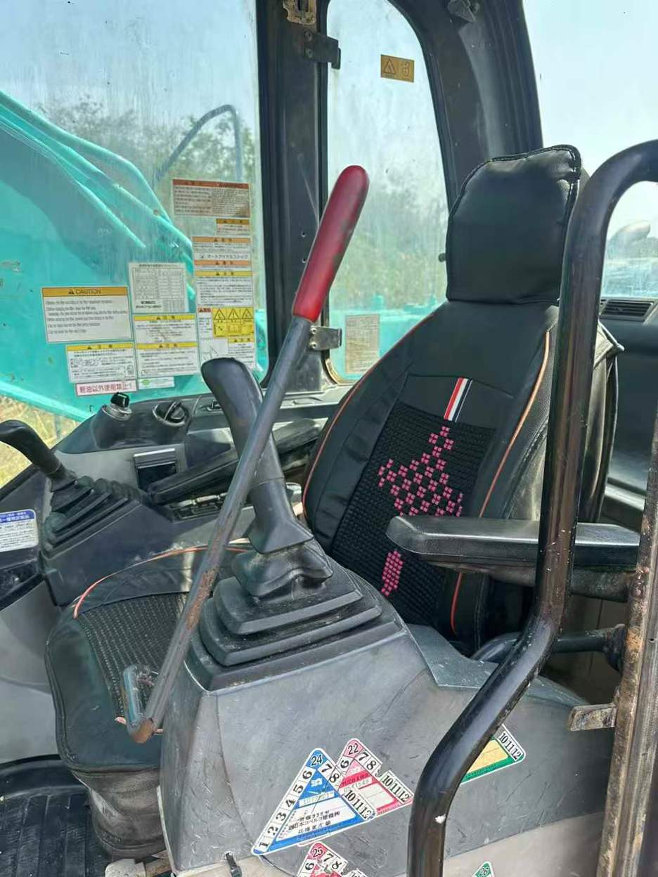 Buy Kobelco SK200-2 Used Excavator / 9 Buy Kobelco SK200-2 Used Excavator / 9