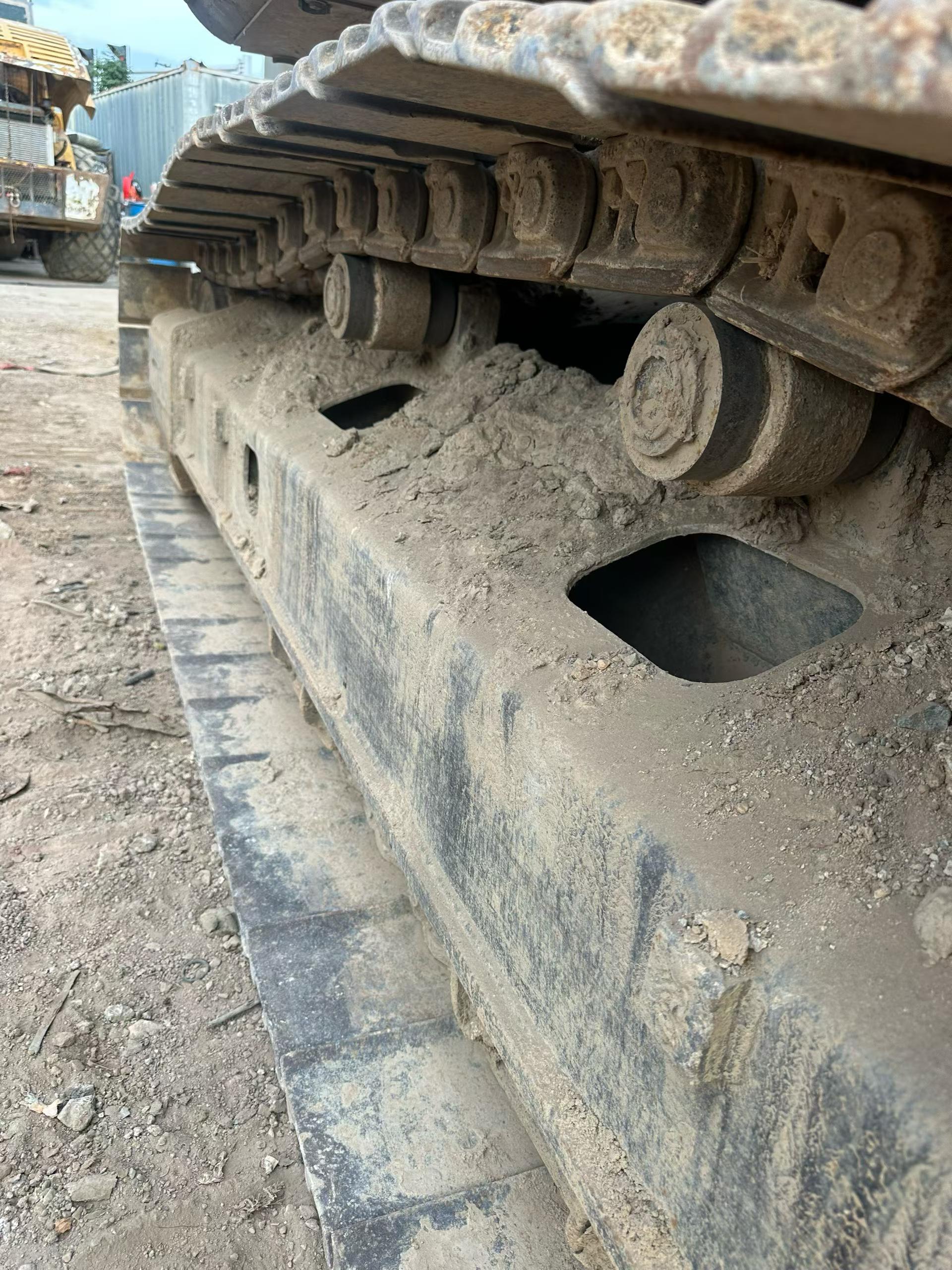 Buy Hitachi EX250-5 Used Excavator / 6