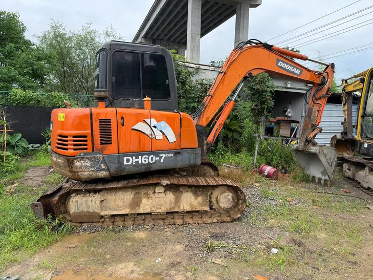 Buy Doosan DH55-7 Used Excavator / 1