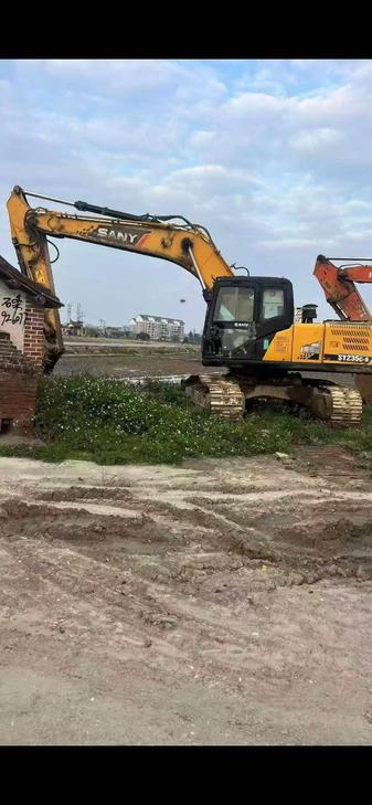 Buy Sany SY215C Used Excavator / 1