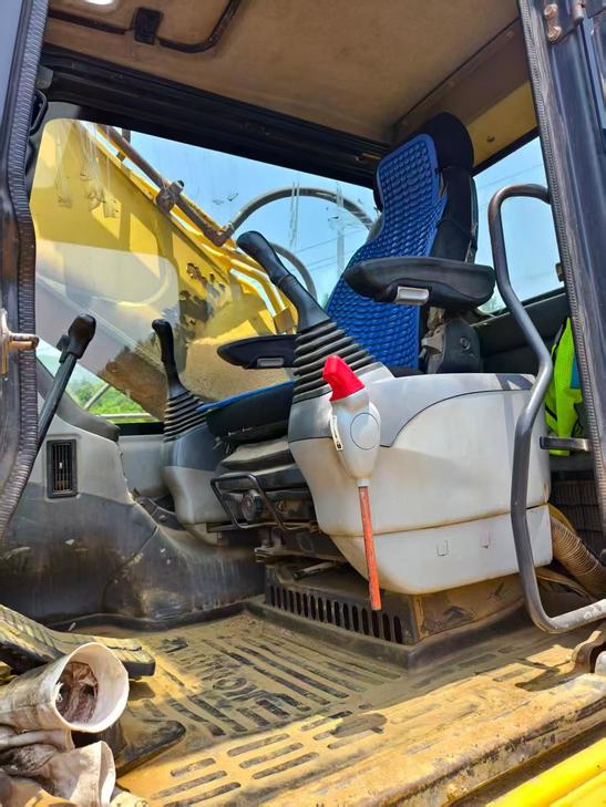 Buy Komatsu PC360-7 Used Excavator / 1