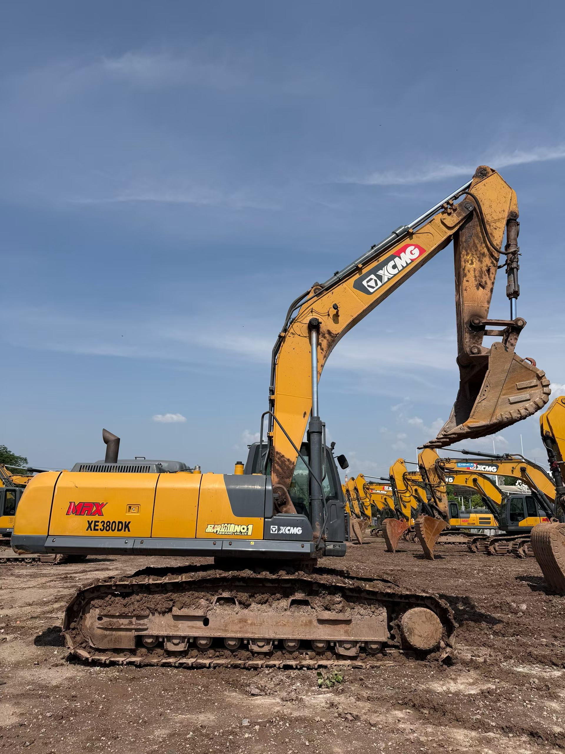 Buy XCMG XE380DK Used Excavator / 3