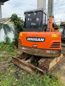 Buy Doosan DH55-7 Used Excavator / 9 Buy Doosan DH55-7 Used Excavator / 9
