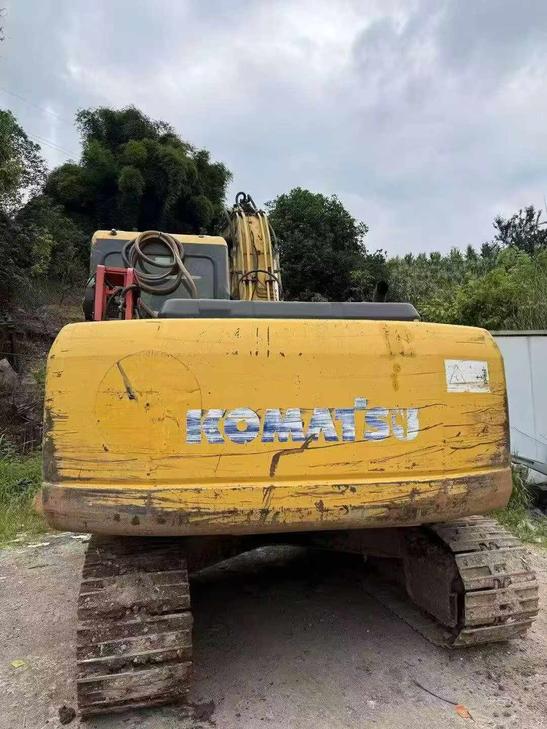 Buy Komatsu PC130 Used Excavator / 1