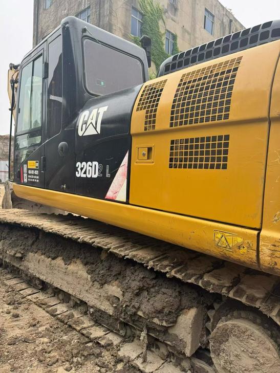 Buy Caterpillar 323D2L Used Excavator / 1