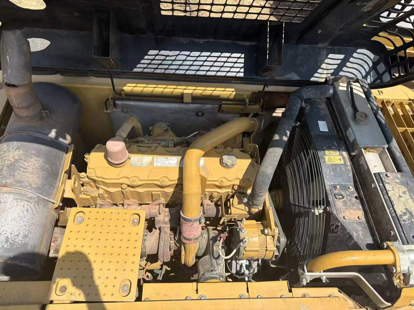 Buy Caterpillar 326DL Used Excavator / 9