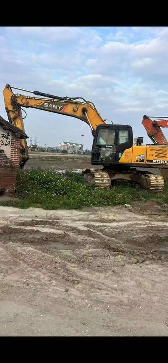 Buy Sany SY215C Used Excavator / 1