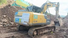 Buy XCMG XE135B Used Excavator / 3 Buy XCMG XE135B Used Excavator / 3