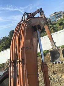 Buy Hitachi EX200 Used Excavator / 7 Buy Hitachi EX200 Used Excavator / 7