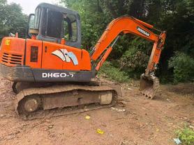 Buy Doosan DH55 Used Excavator / 3 Buy Doosan DH55 Used Excavator / 3