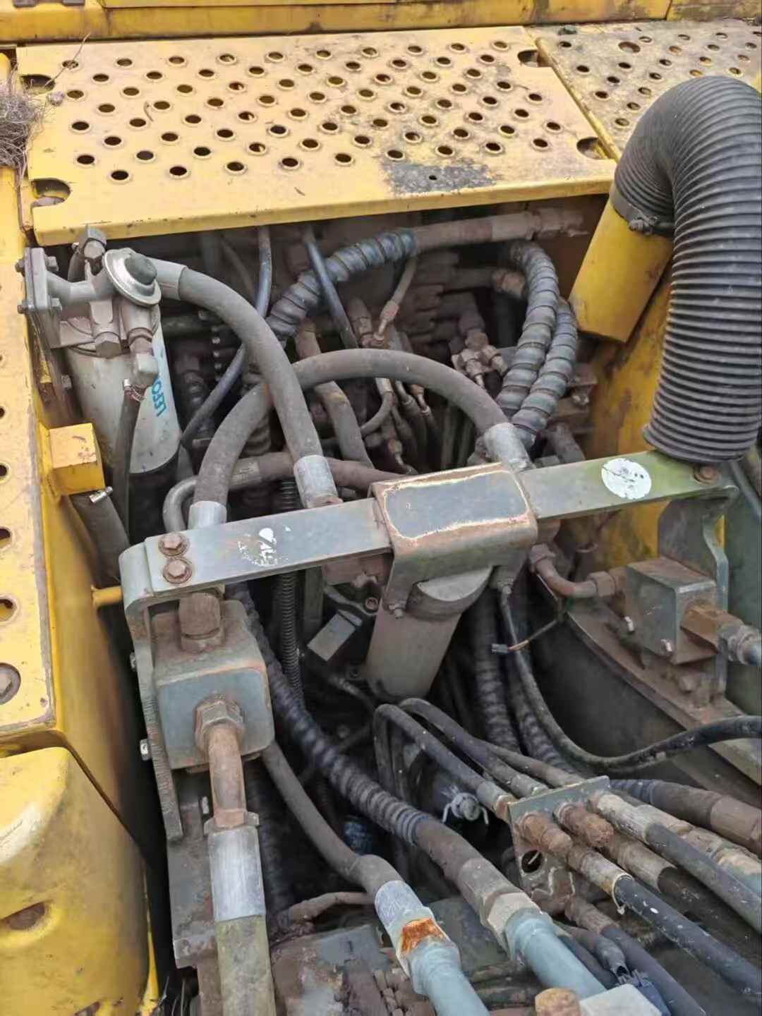 Buy Volvo EC160C Used Excavator / 6