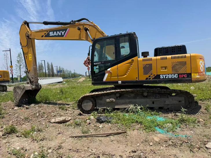 Buy Sany SY205C Used Excavator / 1