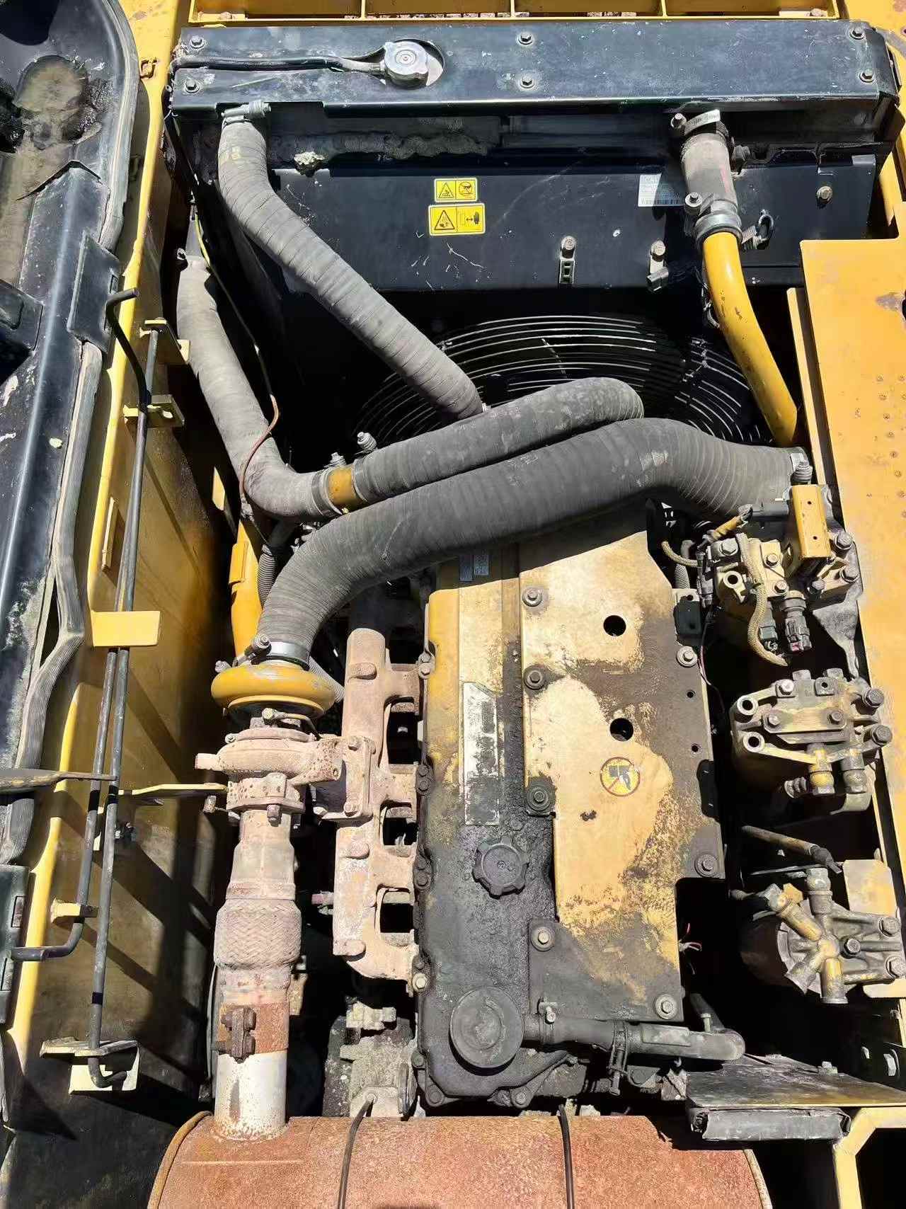 Buy Caterpillar 320D Used Excavator / 6 Buy Caterpillar 320D Used Excavator / 6