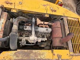 Buy Kato 820-3SP Used Excavator / 6 Buy Kato 820-3SP Used Excavator / 6